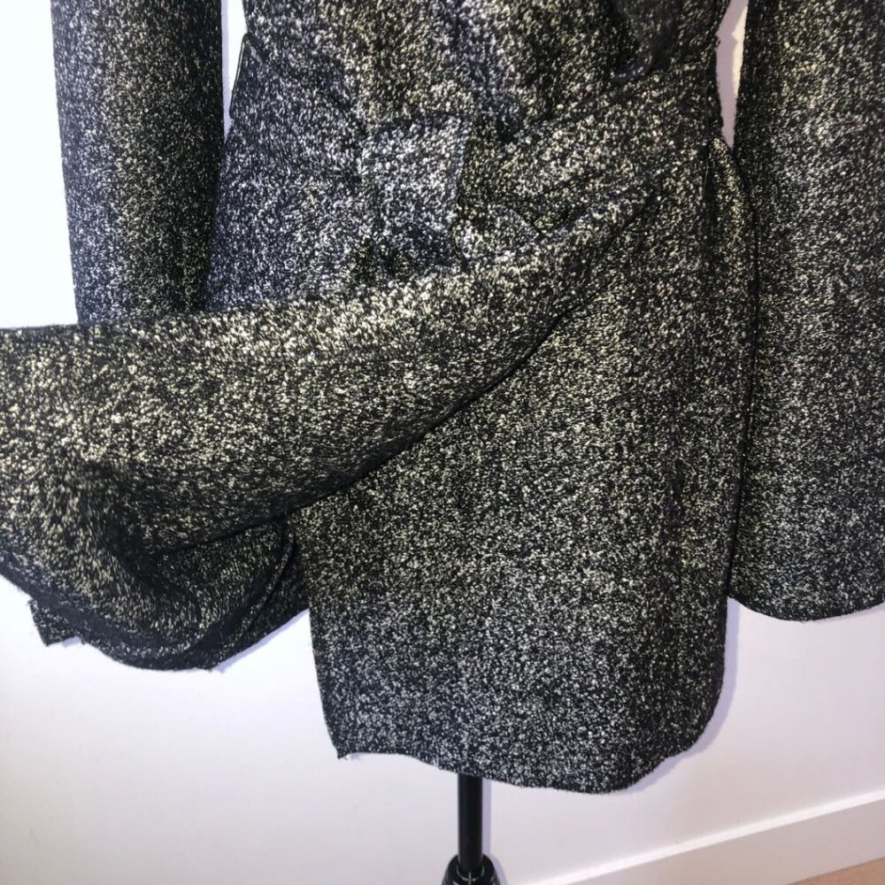 Like New - CHIC By Jacob Herringbone Belted Wrap Coat Size M - Picture 5 of 17